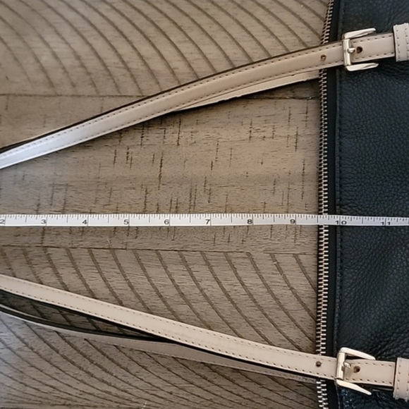 Michael Kors Jet Set Black Pebbled Leather Tote Handbag - Picture 9 of 9